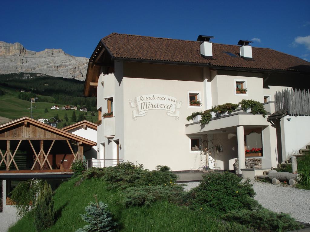 Miraval Naturhotel Badia  Luaran gambar